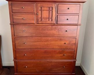 $450 Chest of Drawers Lexington Arts & Crafts Collection by Bob Timberlake