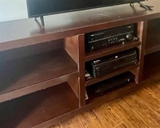 $100 TV/Stereo Console