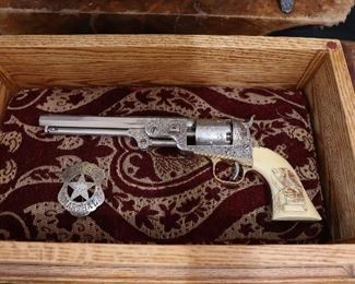 Replica gun