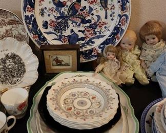 Vintage and antique decor, dolls, porcelain