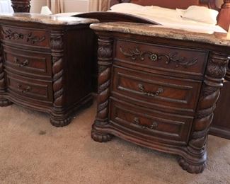 McFerran Home Furnishings Bedroom Set 5 Piece