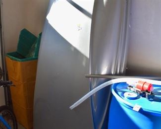 Thule rooftop cargo carrier