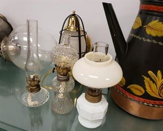 Mini oil lamps