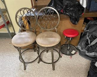 Bar stools, 3 of them