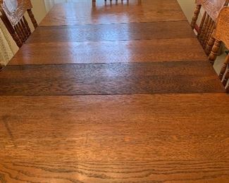 #1 Oak table with 6 chairs and 3 leaves 42-74x42x29 $175.00