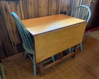 #21 Drop leaf table with 2 chairs 23-53x36x29 $50.00