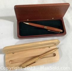 wtwo wood ballpoint pens in wood cases3521 t