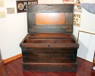 Tool Chest with Intricate Drawers
