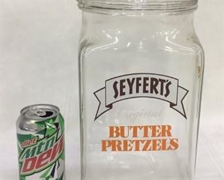 SEYFERTS Pretzel Jar