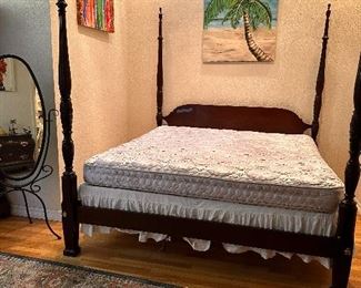 King Size 4 Poster Wood Bed Frame and Mattress Set (if desired)