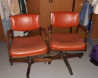 Mid Century  Modern desk chairs on wherls