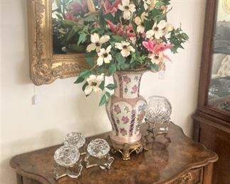 One of two side tables; lovely vase; rose bowls