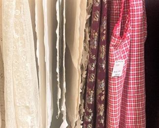 Table cloths; aprons