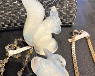 Vintage Art Deco Sabino opalescent glass squirrel and swan figurine - made in France