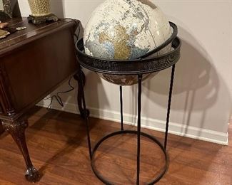 REPLOGLE 16" Platinum Classic Series Globe in Metal Stand