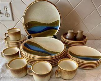 Mikasa Style Kraft Blue River Stoneware Dish Set - (7) Dinner Plates, (5) Side Plates, (7) Saucers, Mugs, More