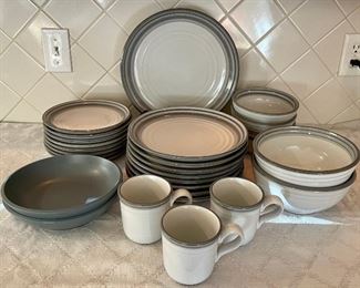 Noritake Stoneware Sierra Twilight Pattern Dishware And (2) Calvin Klein Bowls