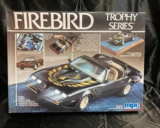 MPC Trophy Series Firebird 116 Scale Model