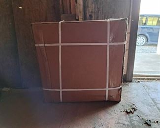 SmartLine 24 in Round Sunlight Overlap Limer 54 inch Height