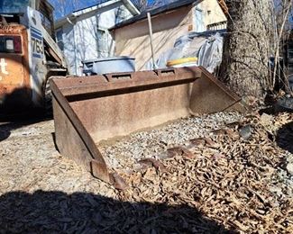 Universal Skid Steer Bucket