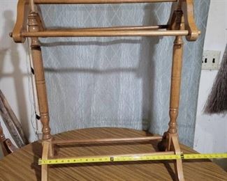 Wooden Quilt Rack 24x34 Inches