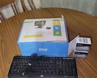 Lot of.PYLE weatherproof Rearview Backup Camera - HP Keyboard - Sony 2 DVC