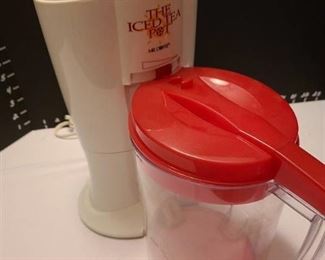 Mr. Coffee iced tea pot