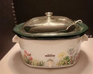 Rival crock Pot with removable insert