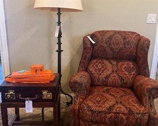 This recliner is SO comfortable and in practically new condition!
