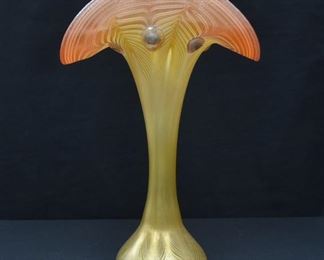 LOT 47 1  Art Glass vase