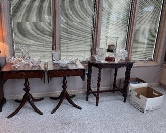 Pair of vintage mahogany drop leaf side tables, accent table, crystal and glass items