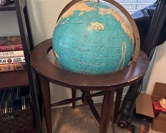 Lighted vintage floor globe 