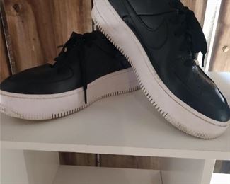 Name brand shoes and clothing in great shape