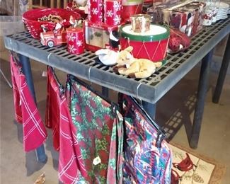 Believe it or not.... MORE CHRISTMAS!