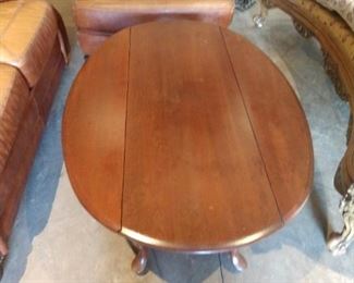 Nice drop leaf coffee table