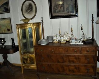 Antique dresser with matching mirror