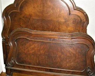 Pair of very nice Victorian twin beds