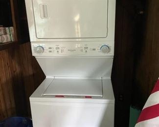 Frigidaire stacked washing machine and dryer, like new