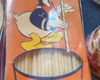 Old Donald Duck Straw Box