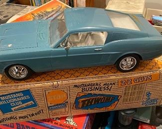 Wenmac Mustang with Box (Battery Box Corroded)