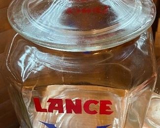 Lance Jar (Lid has Chips)