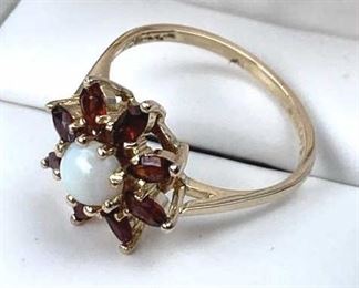Vintage English 14K Garnet & Opal Gemstone Ring
