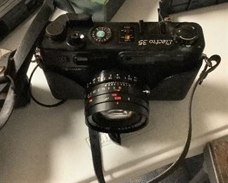 Yes hi a 35mm camera