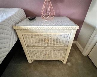 Wicker end table with glass top 