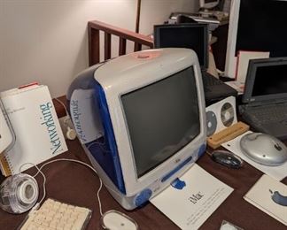 Vintage Apple iMac G3