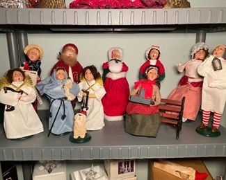 Byer's Choice Carolers 