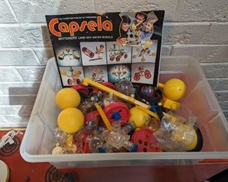 Capsela