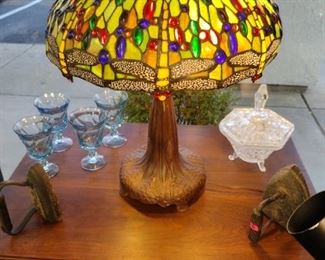 Tiffany style-stained glass lamp dragonflies 