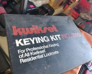 Kwik set keying kit 