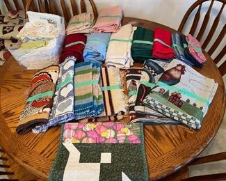 table cloths, placemats, lace, napkins